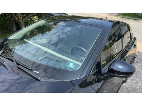 Used 2024 Nissan Ariya AWD image 10
