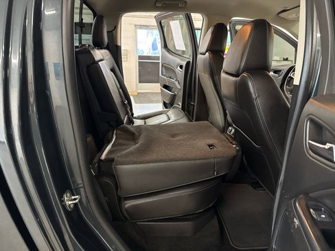 Used 2018 Chevrolet Colorado ZR2 image 48