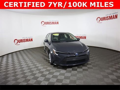 Used 2024 Toyota Corolla LE image 32