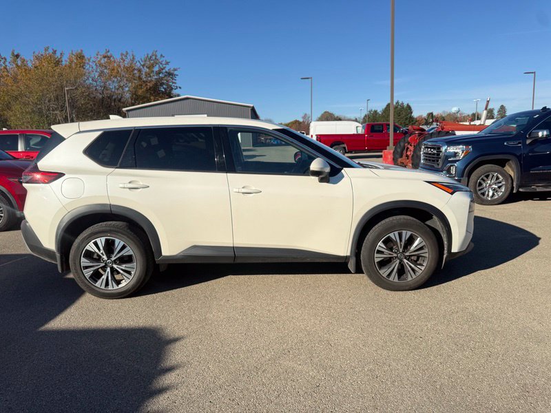 Used 2021 Nissan Rogue SV AWD/4WD image 11