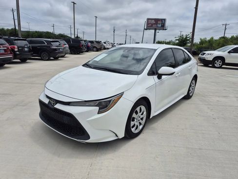 Used 2020 Toyota Corolla LE FWD image 1