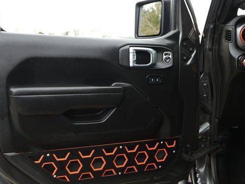 Used 2023 Jeep Gladiator Mojave w/ Trailer Tow Package image 20