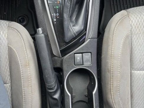 Used 2016 Toyota Corolla LE image 22