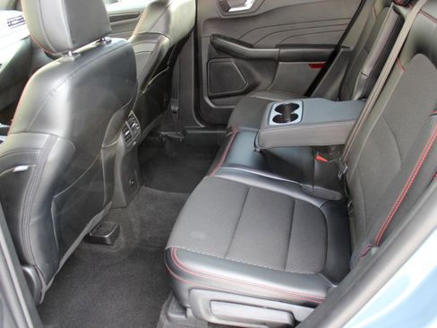 Used 2025 Ford Escape ST-Line Select image 18