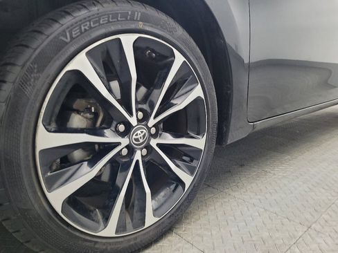 Used 2019 Toyota Corolla SE image 31