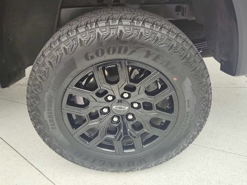 Certified 2024 Chevrolet Colorado Trail Boss w/ Advanced Trailering Package AWD/4WD image 25