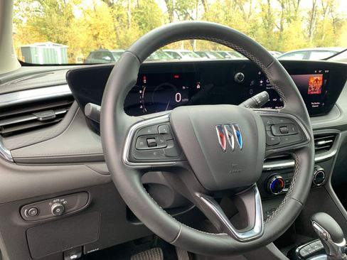 Used 2025 Buick Encore GX Preferred image 32