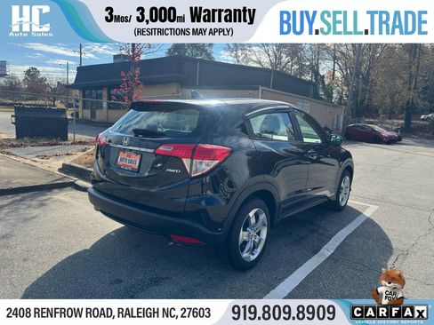Used 2022 Honda HR-V LX image 5