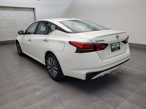 Used 2025 Nissan Altima 2.5 SV FWD image 5