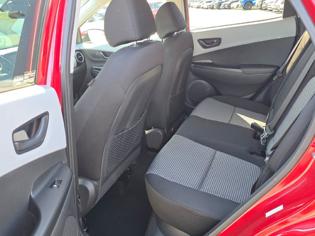 Used 2020 Hyundai Kona SEL Plus AWD/4WD image 10