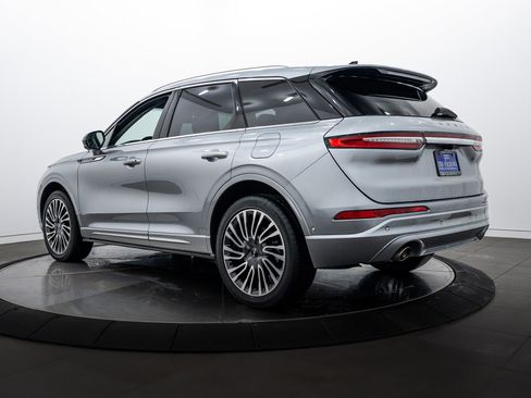 Used 2022 Lincoln Corsair Reserve w/ Equipment Group 201A image 5