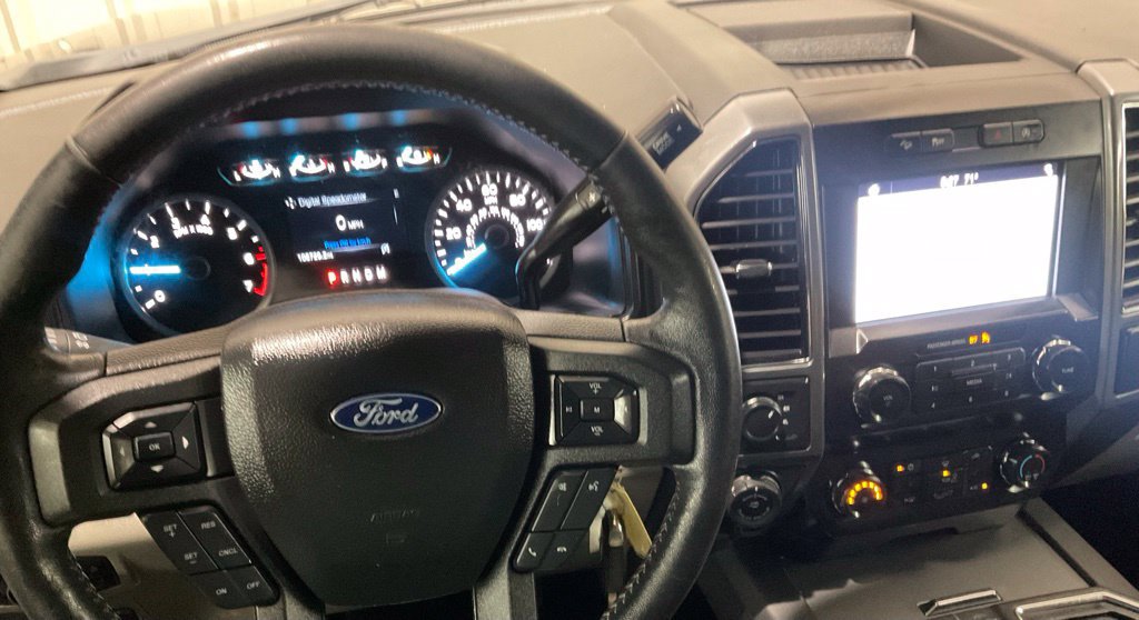 Used 2019 Ford F150 XLT w/ Equipment Group 302A Luxury AWD/4WD image 21