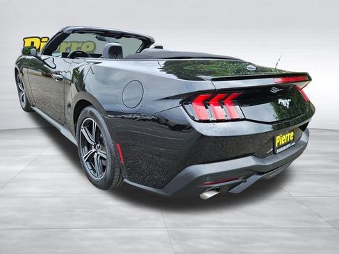 Used 2025 Ford Mustang Premium RWD image 3