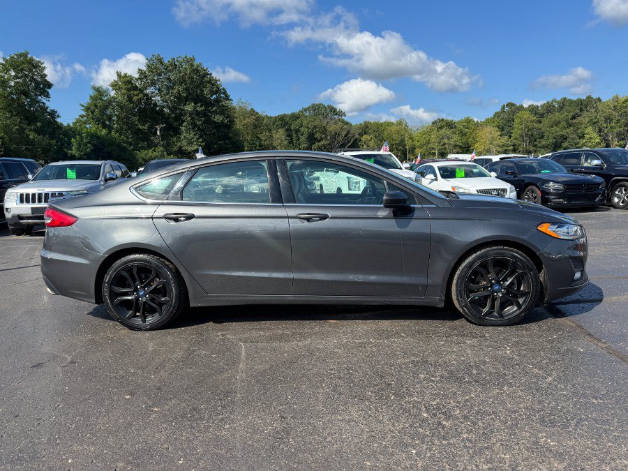 Used 2019 Ford Fusion SE w/ Equipment Group 151A FWD image 6