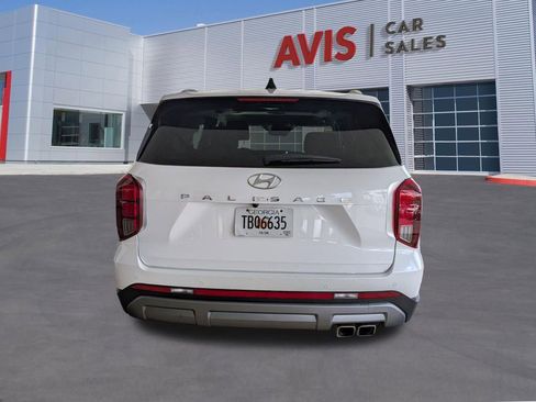 Used 2025 Hyundai Palisade Limited FWD image 9