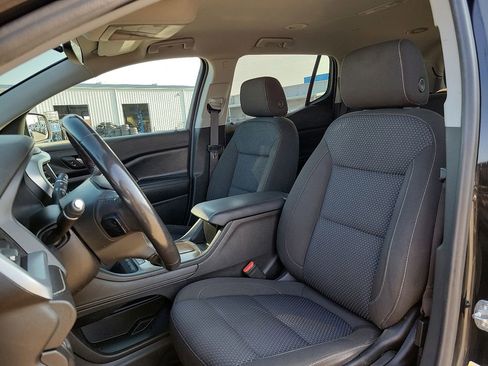 Used 2020 GMC Acadia SLE image 11