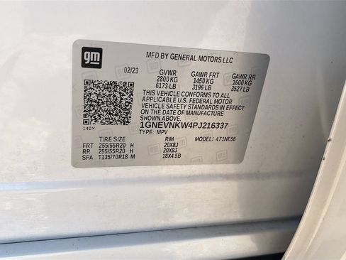 Used 2023 Chevrolet Traverse High Country AWD/4WD image 35