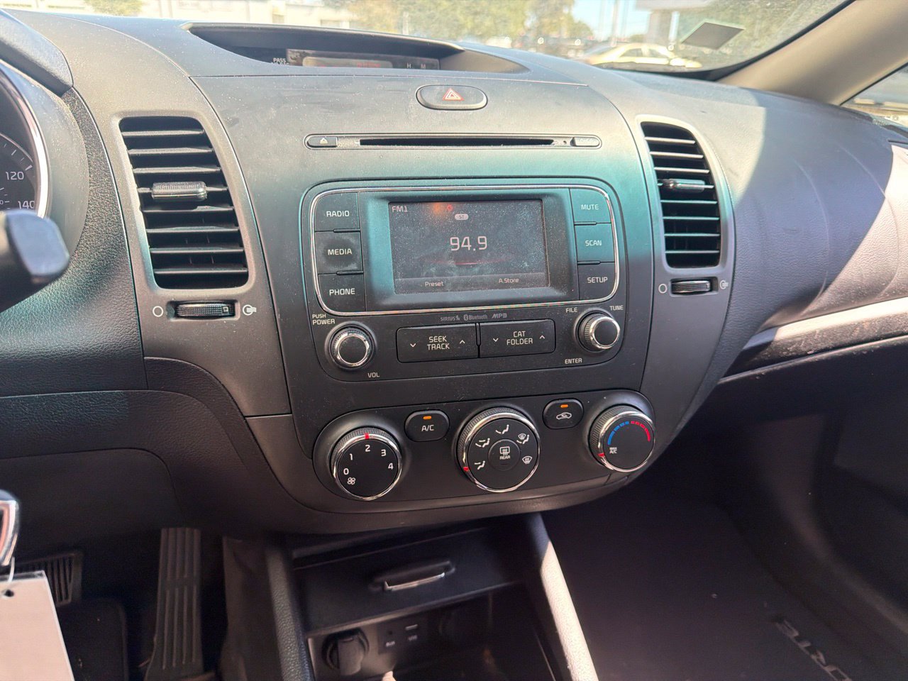 Used 2016 Kia Forte LX w/ LX Popular Plus Package FWD image 14