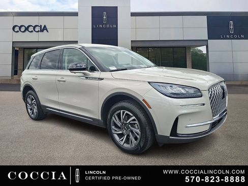 Certified 2023 Lincoln Corsair AWD w/ Equipment Group 101A image 3