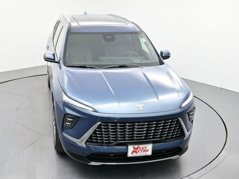 New 2026 Buick Enclave Avenir w/ Super Cruise Package image 4