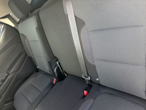 Used 2019 Chevrolet Traverse LS FWD image 16