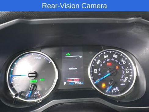 Used 2022 Toyota RAV4 XLE w/ Convenience Package image 21