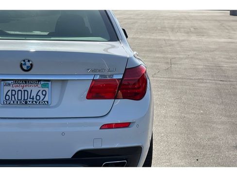 Used 2012 BMW 750Li RWD image 17