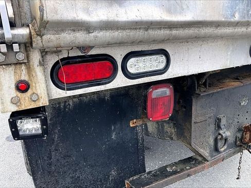 Used 2021 Ford F350 XL w/ Power Equipment Group image 29