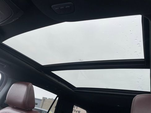 Used 2024 Ford Expedition Limited image 24