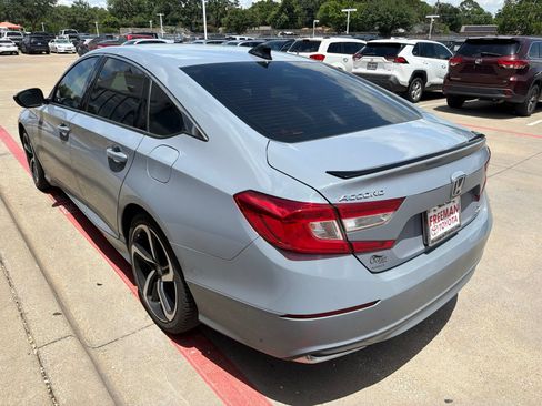 Used 2022 Honda Accord Sport image 8