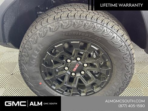 New 2026 GMC Canyon Elevation w/ Convenience Package image 13