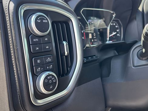 Used 2020 GMC Sierra 1500 Denali w/ Denali Ultimate Package AWD/4WD image 45