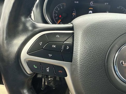 Used 2022 Jeep Grand Cherokee Limited AWD/4WD image 35