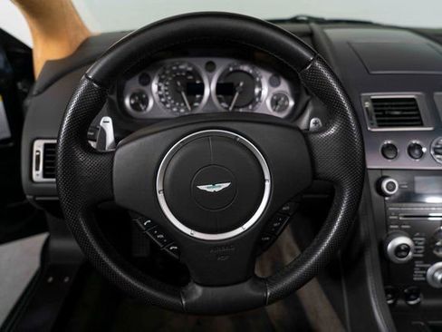 Used 2010 Aston Martin V8 Vantage Roadster image 17
