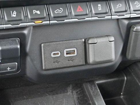 Used 2020 Chevrolet Silverado 2500 High Country w/ Z71 Off-Road Package AWD/4WD image 26