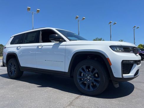 New 2026 Jeep Grand Cherokee L Limited AWD/4WD image 47