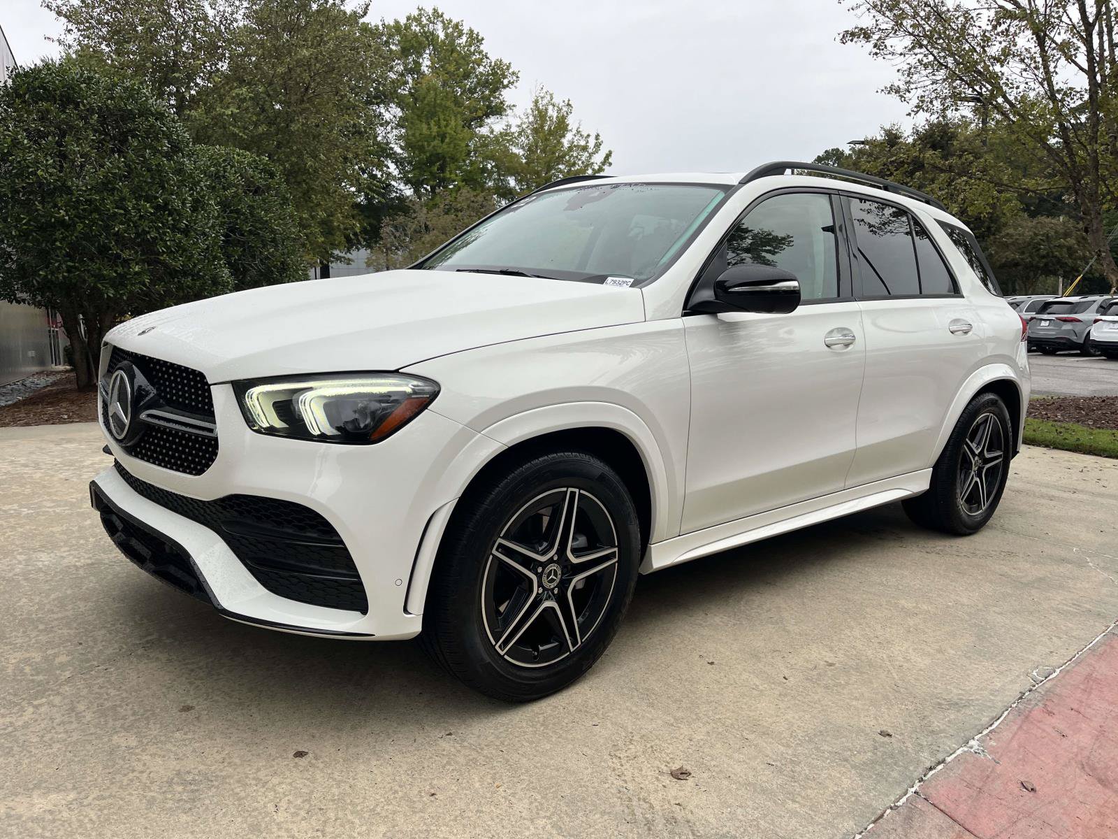 Certified 2022 Mercedes-Benz GLE 350 4MATIC image 3