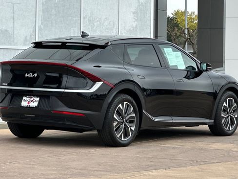 Used 2024 Kia EV6 Light image 4