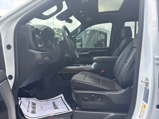 Used 2025 Chevrolet Silverado 2500 High Country w/ High Country Premium Package AWD/4WD image 17