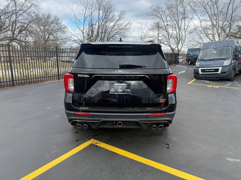 Used 2020 Ford Explorer ST w/ ST Street Pack image 6