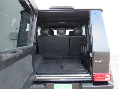 Used 2017 Mercedes-Benz G 550 Squared image 25