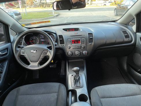 Used 2016 Kia Forte LX FWD image 15