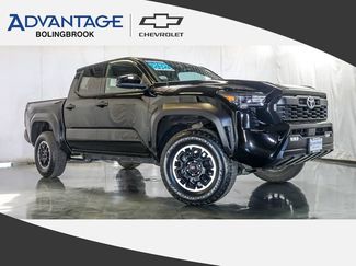 Used 2025 Toyota Tacoma TRD Off-Road AWD/4WD video 1