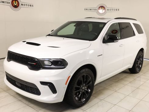 Used 2025 Dodge Durango R/T w/ Blacktop Package AWD/4WD image 5