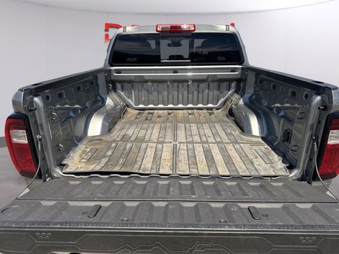 Used 2024 GMC Canyon Elevation w/ Elevation Premium Package RWD image 31