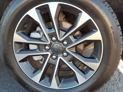 Used 2023 Jeep Grand Cherokee Overland w/ Luxury Tech Group IV image 8