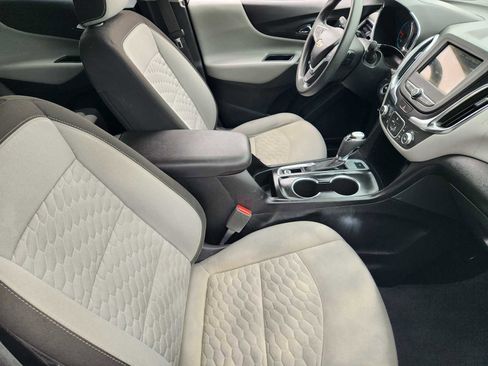 Used 2019 Chevrolet Equinox LT AWD/4WD image 14