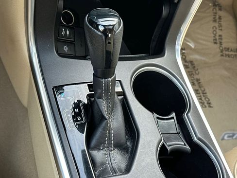 Used 2017 Toyota Camry XLE image 23