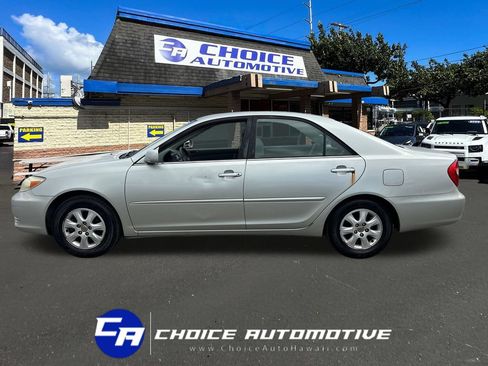Used 2003 Toyota Camry LE FWD image 3