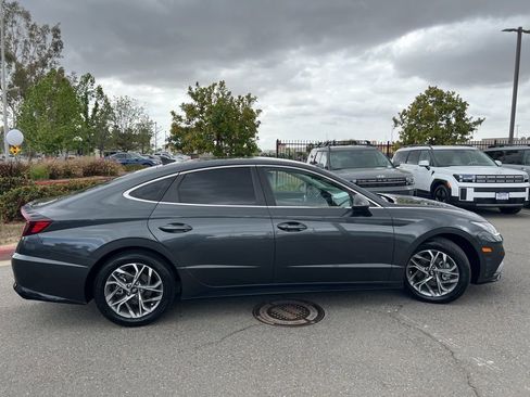 Certified 2023 Hyundai Sonata SEL FWD image 8